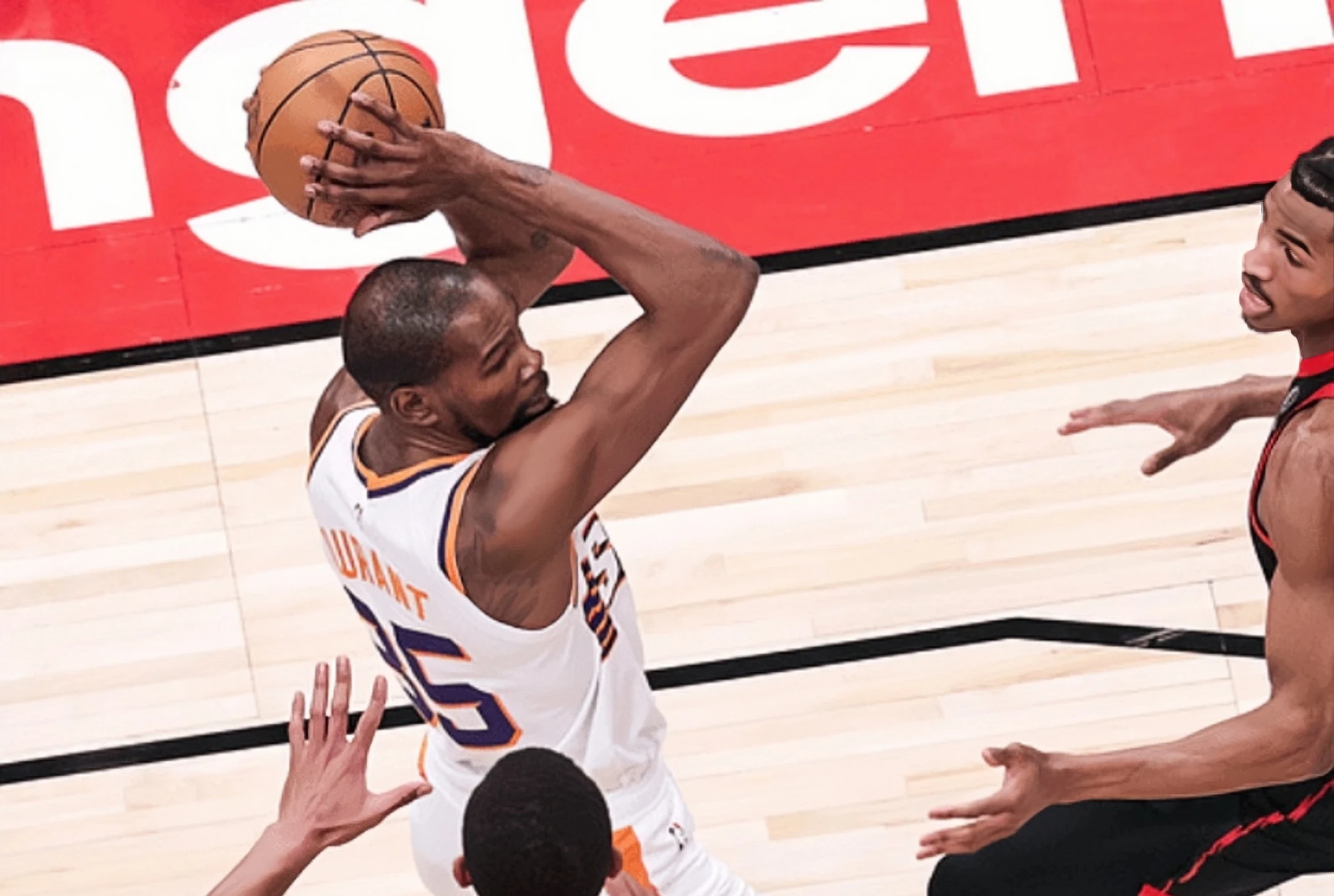 关于猛龙三巨头联手，杜兰特得分突破，爆发新星冲击季后赛！的信息