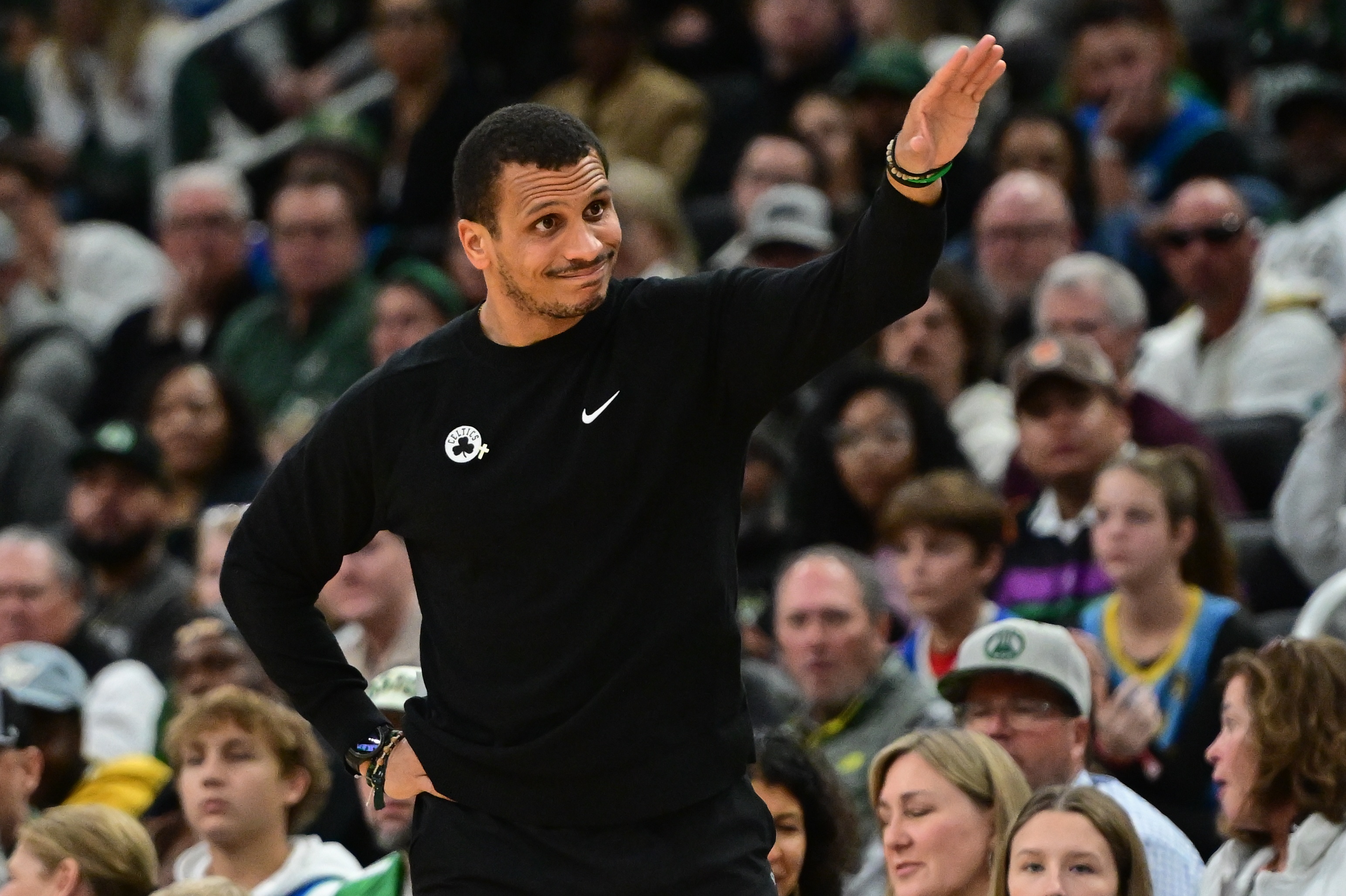 关于国王惊艳全场，关键时刻神级表现助攻爆棚，凯尔特人逆转取胜！的信息